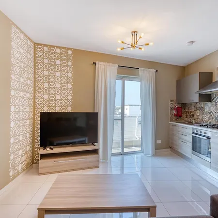 2 Bedroom With Balcony & Panoramic Views