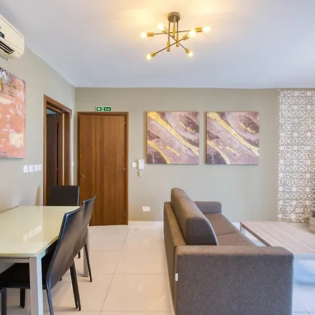 Appartement 2 Bedroom With Balcony & Panoramic Views Msida